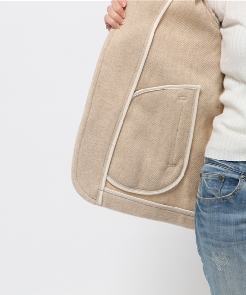 DANTON（ダントン）の「【DANTON×CIAOPANICTYPY】ウールモッサフードコート（ピーコート・レディース・ネイビー/ベージュ・MEDIUM/SMALL）」の4枚目の写真