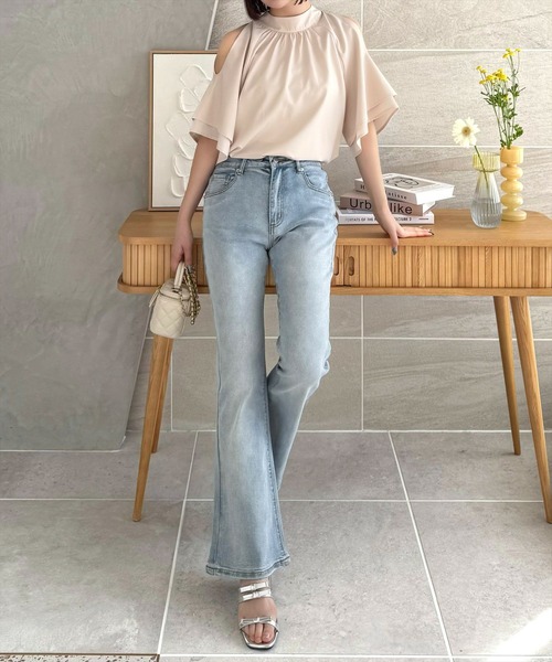 CLEAR BASIC（クリアベーシック）の「オープンショルダーフレアスリーブブラウス[着回し力抜群 大人 フェミニン]≪SS新作≫（シャツ/ブラウス・レディース・グレー/アイボリー/ブルーグレー/ブラック/ボルドー・F）」の20枚目の写真