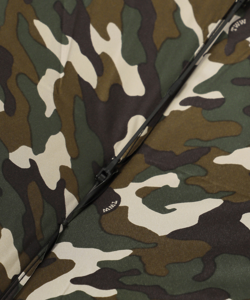 Traditional Weatherwear（トラディショナルウェザーウェア）の「【TRADITIONAL WEATHERWEAR】LIGHT WEIGHT UMBRELLA：折りたたみ傘（折りたたみ傘・レディース・ベージュ/ブラック・FREE）」の12枚目の写真