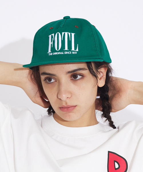 FRUIT OF THE LOOM(フルーツオブザルーム)の「FRUIT OF THE LOOM / FTL EX ACCENT STITCH CAP /ロゴキャップ/ユニセックス(キャップ・メンズ・ブラック/ホワイト/グリーン/ブラウン・フリー)」の5枚目の写真