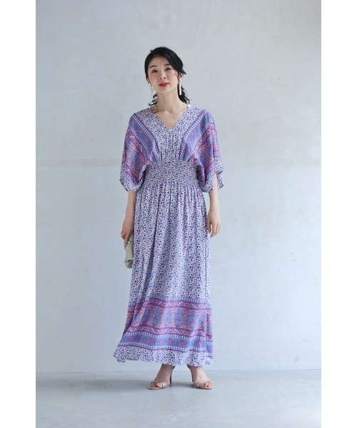 cawaii(カワイイ)の「可愛らしい小花柄のウエストシャーリングXラインロングワンピース(ワンピース・レディース・パープル・FREE)」の7枚目の写真