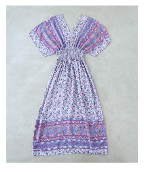 cawaii(カワイイ)の「可愛らしい小花柄のウエストシャーリングXラインロングワンピース(ワンピース・レディース・パープル・FREE)」の5枚目の写真