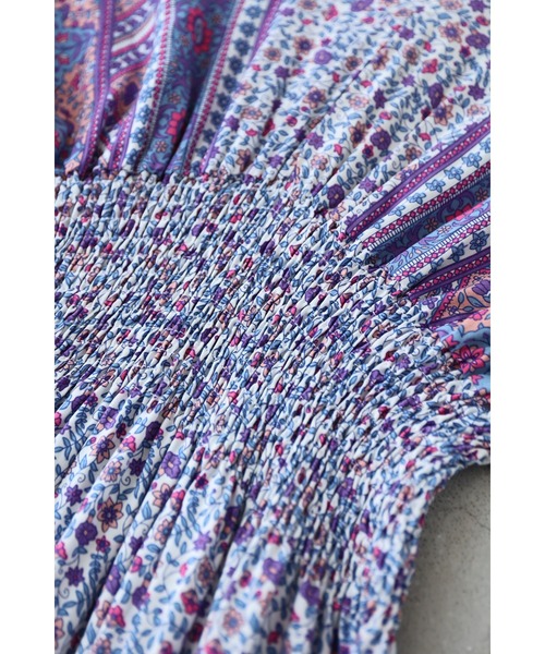 cawaii(カワイイ)の「可愛らしい小花柄のウエストシャーリングXラインロングワンピース(ワンピース・レディース・パープル・FREE)」の4枚目の写真