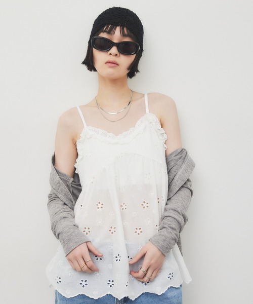 HANNE(アン)の「エンブロダリーコットンキャミ(キャミソール・レディース・ベージュ/ホワイト/ブラック・FREE)」の17枚目の写真