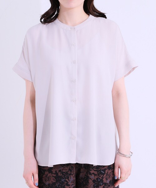 SHOO・LA・RUE（シューラルー）の「【洗える/プチプラ】大人の抜け感をプラスする バンドカラーシャツ（シャツ/ブラウス・レディース・ブラウン系/ブラック/ライトグレー/ブルーグリーン・04/01/02/03）」の21枚目の写真