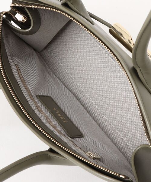 FURLA（フルラ）の「フルラ ゴッチャ ハンドバッグ M（トートバッグ・レディース・ブラウン/カーキ/ブラック・ONE SIZE）」の13枚目の写真