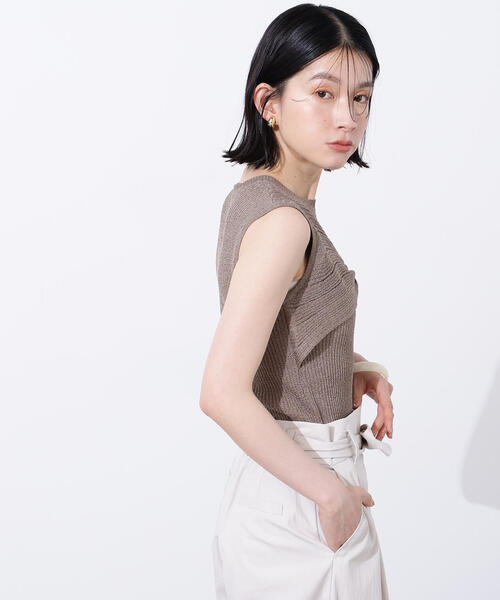 N.（N. Natural Beauty Basic）（エヌエヌナチュラルビューティーベーシック）の「フロントツイストリブニット（ニット/セーター・レディース・チャコールグレー/ライトイエロー/ベージュ・MEDIUM）」の12枚目の写真