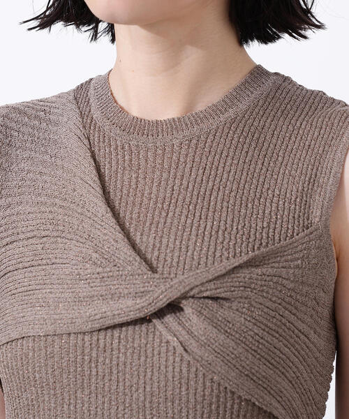 N.（N. Natural Beauty Basic）（エヌエヌナチュラルビューティーベーシック）の「フロントツイストリブニット（ニット/セーター・レディース・チャコールグレー/ライトイエロー/ベージュ・MEDIUM）」の20枚目の写真