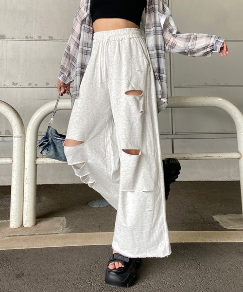 non-hedge(ノンヘッジ)の「スウェットダメージワイドパンツ(スウェットパンツ・レディース・ブラック/オートミール/グレー・FREE)」の1枚目の写真