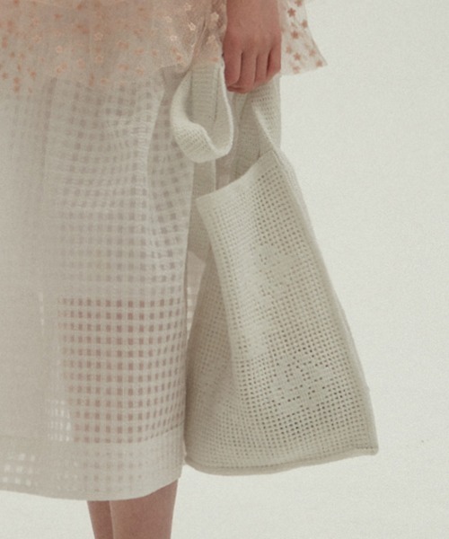 clor(クロル)の「CROCHET MARKET BAG(ショルダーバッグ・レディース・ホワイト/クリーム/ブルー・ONE SIZE)」の4枚目の写真