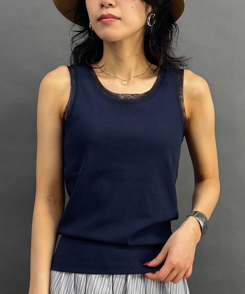 NICOLE white（ニコルホワイト）の「チュール付きタンクトップ（タンクトップ・レディース・チャコール/ネイビー/オフホワイト/グレー・FREE）」の2枚目の写真