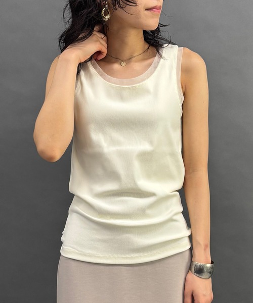 NICOLE white（ニコルホワイト）の「チュール付きタンクトップ（タンクトップ・レディース・チャコール/ネイビー/オフホワイト/グレー・FREE）」の3枚目の写真