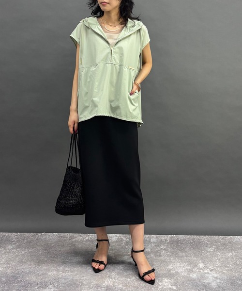 NICOLE white（ニコルホワイト）の「チュール付きタンクトップ（タンクトップ・レディース・チャコール/ネイビー/オフホワイト/グレー・FREE）」の8枚目の写真