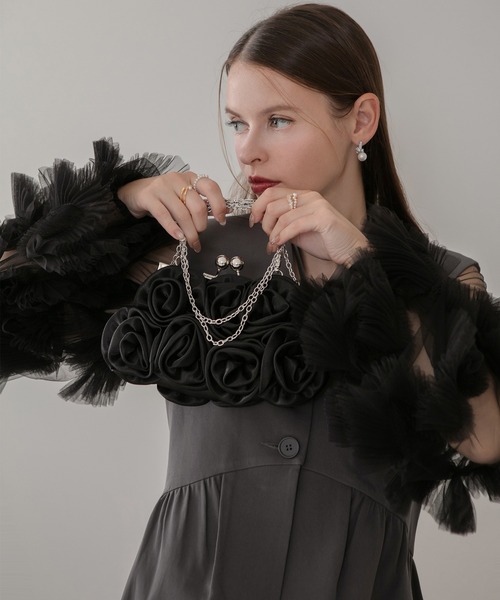 Leja（レジャ）の「【LEJA】サテンローズバッグ結婚式 パーティー 成人式 二次会 同窓会 お呼ばれ オケージョン 20代 30代（ハンドバッグ・レディース・ブラック・FREE）」の7枚目の写真