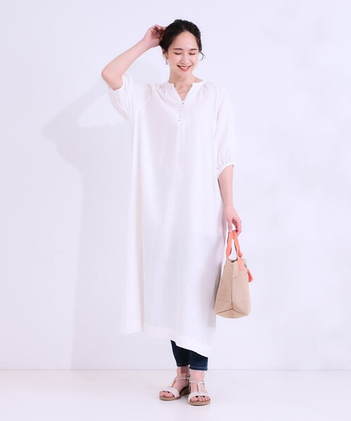 SHOO・LA・RUE（シューラルー）の「【S-LL/綿100%】上品さ漂う フラワージャカード 5分袖ワンピース（ワンピース・レディース・ブルー/ホワイト/ブラック・03/02/01/04）」の13枚目の写真