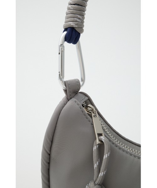 MOUSSY(マウジー)の「PARACORD NYLON バッグ(ショルダーバッグ・レディース・ブラック/ライトグレー・FREE)」の16枚目の写真