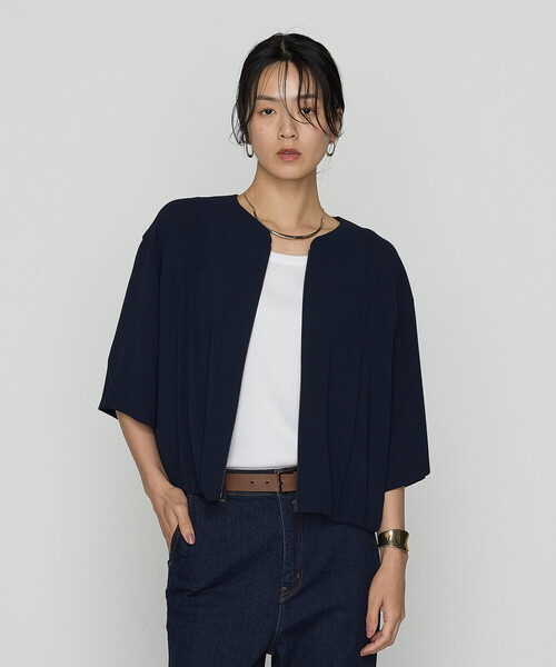 K.T KIYOKO TAKASE（キヨコタカセ）の「バックサテンジョーゼット ハーフスリーブブルゾン（ブルゾン・レディース・ネイビー/ダークグレー・FREE）」の19枚目の写真