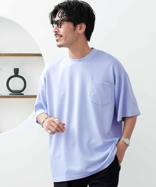 jiggys shop(ジギーズショップ)の「接触冷感 ポケット付き ワンポイント刺繍 半袖Tシャツ カットソー(Tシャツ/カットソー・メンズ・ブルー/ブラック/ホワイト/ベージュ/グレー系その他・MEDIUM/LARGE/X-LARGE)」の1枚目の写真