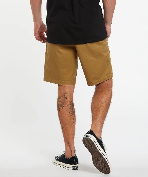 VOLCOM(ボルコム)の「【VOLCOM/ボルコム】Frickin Elastic Waist Shorts/ウエストゴムドローコード付きショートパンツ(その他パンツ・メンズ・ブラック/ダークカーキ・SMALL/MEDIUM/LARGE/X-LARGE)」の12枚目の写真