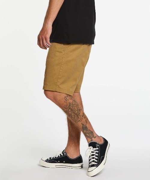 VOLCOM(ボルコム)の「【VOLCOM/ボルコム】Frickin Elastic Waist Shorts/ウエストゴムドローコード付きショートパンツ(その他パンツ・メンズ・ブラック/ダークカーキ・SMALL/MEDIUM/LARGE/X-LARGE)」の13枚目の写真