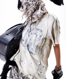 COZY WORLDWIDE（コージーワールドワイド）の「【Cozy world Wide】"005 CHAOS DREAM" WAXED T SHIRT / 【コージーワールドワイド】ナンバープリントダーティー半袖Tシャツ（Tシャツ/カットソー）」