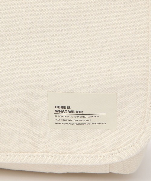 GLOBAL WORK(グローバルワーク)の「キャンバスメッセンジャー/キッズ/576713(ショルダーバッグ・キッズ・オフホワイト/ブラック・FREE)」の18枚目の写真