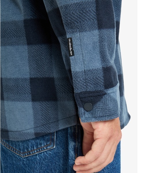 Quiksilver(クイックシルバー)の「BERING STRAIT CHECK /クイックシルバーチェック柄フリース長袖シャツ(シャツ/ブラウス・メンズ・ブラック/ベージュ/ブルー・LARGE/X-LARGE/MEDIUM)」の21枚目の写真
