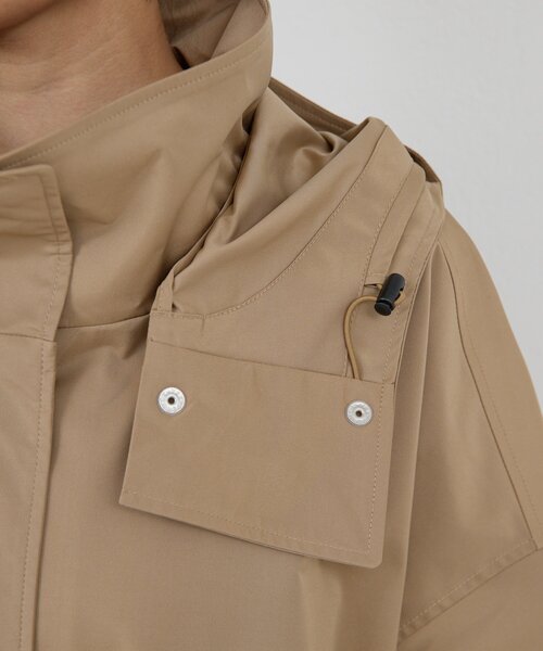 【新品未使用】ウォータープルーフコート【ガリャルダガランテ】 ガリャルダガランテ GALLARDAGALANTE ウォータープルーフコート