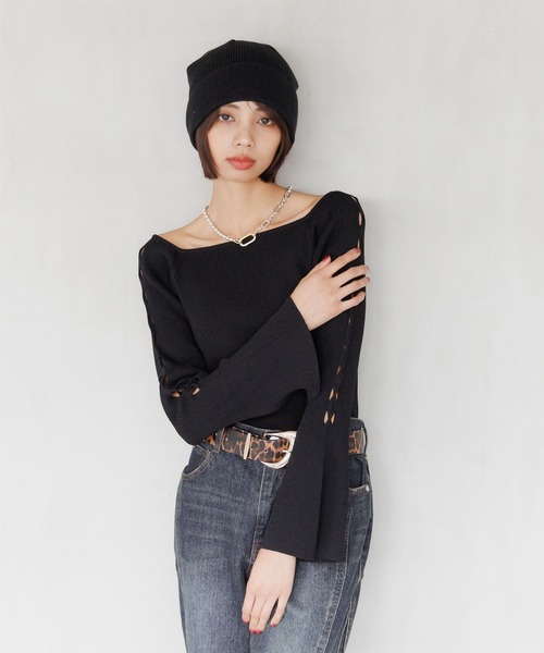 PAGEBOY(ページボーイ)の「クロススリーブスクエアプルオーバー(Tシャツ/カットソー・レディース・ブラック/オフホワイト/グリーン系その他・FREE)」の4枚目の写真