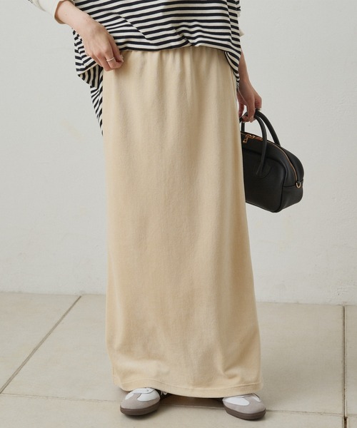 PUAL CE CIN(ピュアルセシン)の「ストレッチコールスカート(スカート・レディース・ブラウン/グレー/アイボリー/ブラック/カーキ・SMALL/MEDIUM)」の2枚目の写真