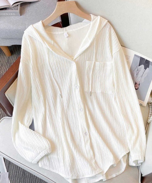 cammie(キャミー)の「フード付きレース前あきトップス(Tシャツ/カットソー・レディース・ホワイト/ブラック・LARGE/MEDIUM)」の7枚目の写真