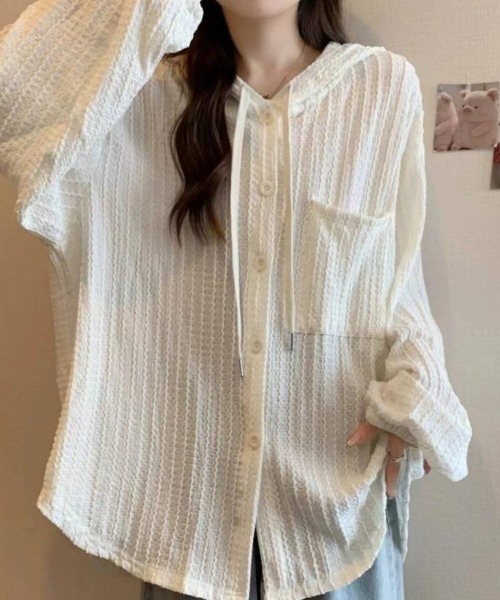 cammie(キャミー)の「フード付きレース前あきトップス(Tシャツ/カットソー・レディース・ホワイト/ブラック・LARGE/MEDIUM)」の4枚目の写真