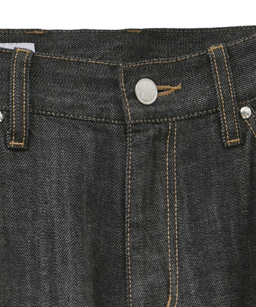 kotohayokozawa(コトハヨコザワ)の「【kotohayokozawa】SIDE LINE WIDE FLARE DENIM PANTS(デニムパンツ・レディース・ブラック/インディゴブルー/ライトブルー・MEDIUM/SMALL)」の8枚目の写真