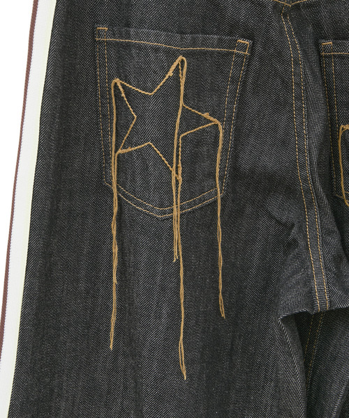 kotohayokozawa(コトハヨコザワ)の「【kotohayokozawa】SIDE LINE WIDE FLARE DENIM PANTS(デニムパンツ・レディース・ブラック/インディゴブルー/ライトブルー・MEDIUM/SMALL)」の12枚目の写真