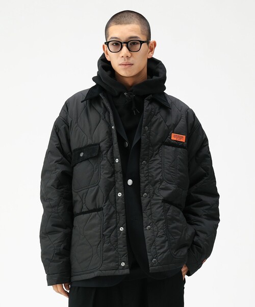 UNIVERSAL OVERALL（ユニバーサルオーバーオール）の「【別注】UNIVERSAL OVERALL / キルト カバー コーチジャケット（ブルゾン・メンズ・オリーブ/ブラック・LARGE/SMALL/X-LARGE/MEDIUM）」の7枚目の写真