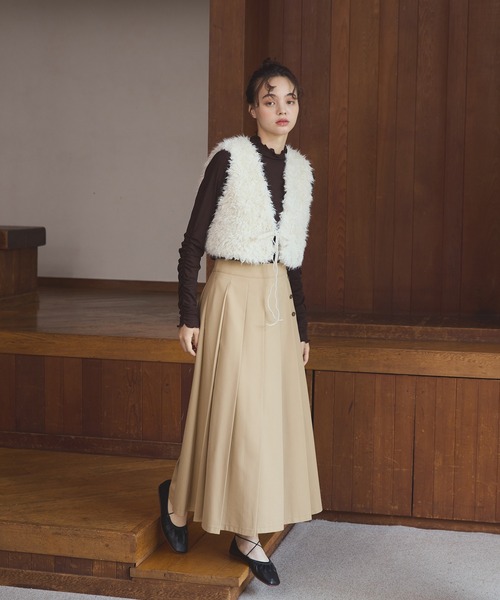 OLUN(オルン)の「Sheer mellow inner tops / シアーメロウインナートップス(Tシャツ/カットソー・レディース・ダークブラウン/テラコッタ/グリーン/ベージュ/アイボリー・FREE)」の16枚目の写真