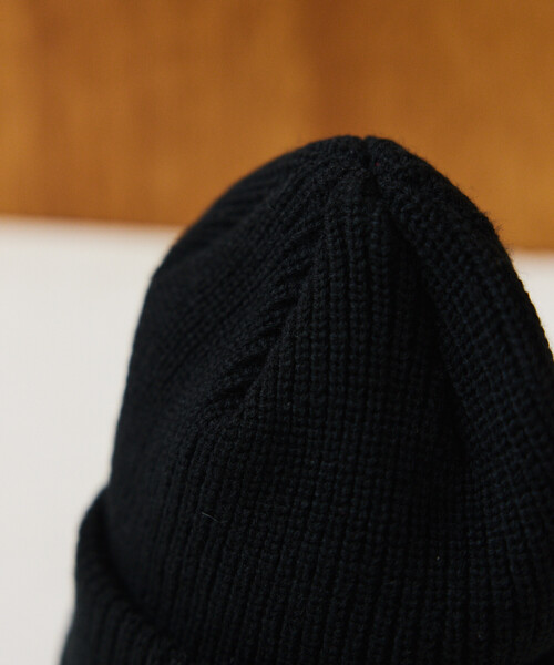 NANGA（ナンガ）の「NANGA × FREAK'S STORE/ナンガ × フリークスストア 別注 BOX LOGO BULKY BEANIE ボックスロゴ バルキービーニー（ニットキャップ/ビーニー・メンズ・ブラック/グレー/ベージュ/オレンジ・ONE SIZE）」の10枚目の写真