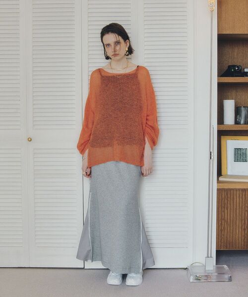 Editt by YECCA VECCA（エディットバイイェッカヴェッカ）の「袖シャーリングシアーニット（ニット/セーター・レディース・ベージュ/オレンジ/杢グレー・FREE）」の14枚目の写真