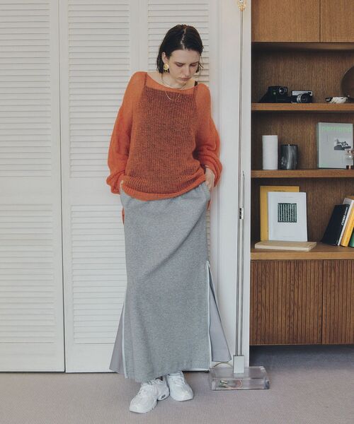 Editt by YECCA VECCA（エディットバイイェッカヴェッカ）の「袖シャーリングシアーニット（ニット/セーター・レディース・ベージュ/オレンジ/杢グレー・FREE）」の15枚目の写真