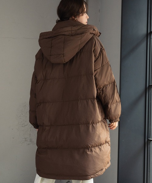 LOWO（ロワ）の「フーデッド シンプル ロング丈 ダウンコート（ダウンジャケット/コート・レディース・カーキ/ブラック/ブラウン・FREE）」の7枚目の写真