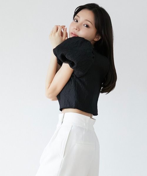 Luan(ルアン)の「【Luan】JACQUARD PUFF BLOUSE/ジャガードパフブラウス(シャツ/ブラウス・レディース・ブラック/ベージュ・FREE)」の10枚目の写真