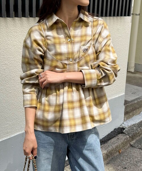 fredy emue（フレディエミュ）の「オンブレーチェックキャミビスチェ（キャミソール・レディース・イエロー系その他/ブラウン系その他・38）」の4枚目の写真