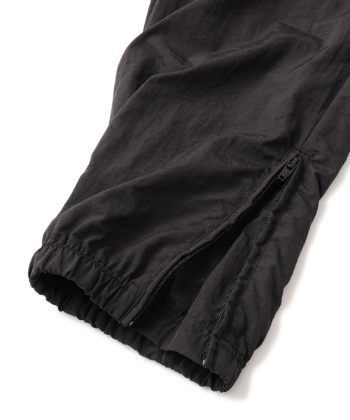 FTC（エフティーシー）の「NYLON TRACK PANT（その他パンツ・メンズ・ブラック/パープル系その他/ネイビー・LARGE/MEDIUM/X-LARGE/SMALL）」の6枚目の写真