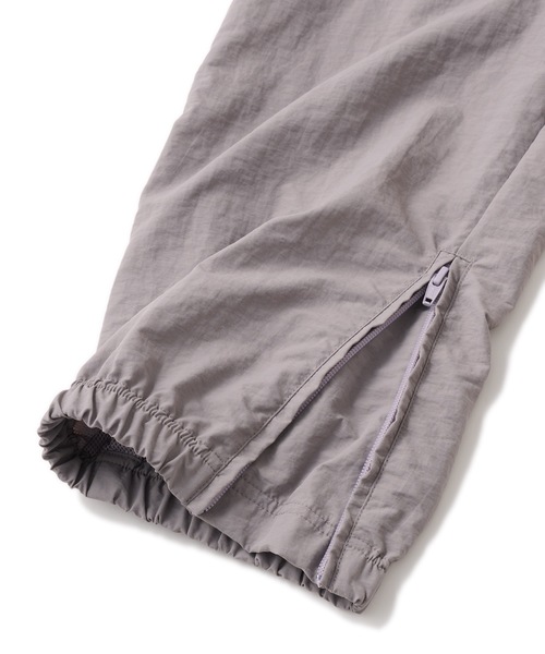 FTC（エフティーシー）の「NYLON TRACK PANT（その他パンツ・メンズ・ブラック/パープル系その他/ネイビー・LARGE/MEDIUM/X-LARGE/SMALL）」の14枚目の写真