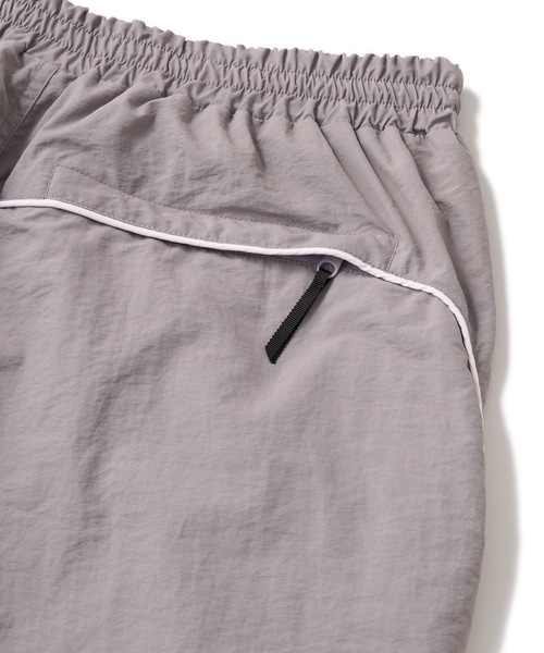 FTC（エフティーシー）の「NYLON TRACK PANT（その他パンツ・メンズ・ブラック/パープル系その他/ネイビー・LARGE/MEDIUM/X-LARGE/SMALL）」の15枚目の写真