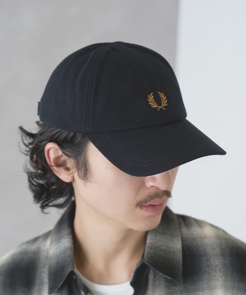 FRED PERRY(フレッドペリー)の「【FRED PERRY】PIQUE CLASSIC CAP HW2295(キャップ・レディース・ブラック系1/ミント/ネイビー/バーガンディー/グリーン/ネイビー系2/ブルー/オフホワイト/ブラック・FREE)」の3枚目の写真