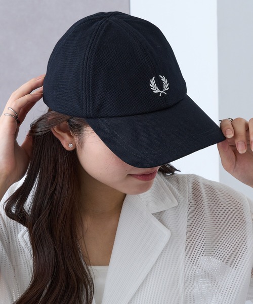 FRED PERRY(フレッドペリー)の「【FRED PERRY】PIQUE CLASSIC CAP HW2295(キャップ・レディース・ブラック系1/ミント/ネイビー/バーガンディー/グリーン/ネイビー系2/ブルー/オフホワイト/ブラック・FREE)」の10枚目の写真