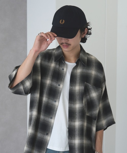 FRED PERRY(フレッドペリー)の「【FRED PERRY】PIQUE CLASSIC CAP HW2295(キャップ・レディース・ブラック系1/ミント/ネイビー/バーガンディー/グリーン/ネイビー系2/ブルー/オフホワイト/ブラック・FREE)」の21枚目の写真
