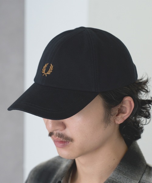 FRED PERRY(フレッドペリー)の「【FRED PERRY】PIQUE CLASSIC CAP HW2295(キャップ・レディース・ブラック系1/ミント/ネイビー/バーガンディー/グリーン/ネイビー系2/ブルー/オフホワイト/ブラック・FREE)」の22枚目の写真