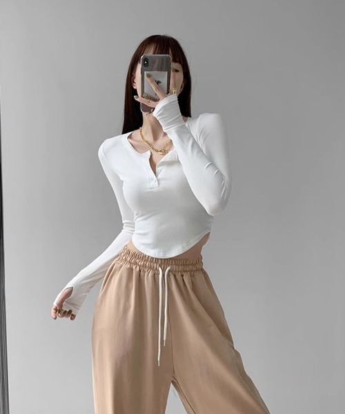 Miniministore(ミニミニストア)の「長袖Tシャツ レディース ボタン 無地(Tシャツ/カットソー・レディース・ブラック/グレー/ホワイト・L/XL/M)」の10枚目の写真